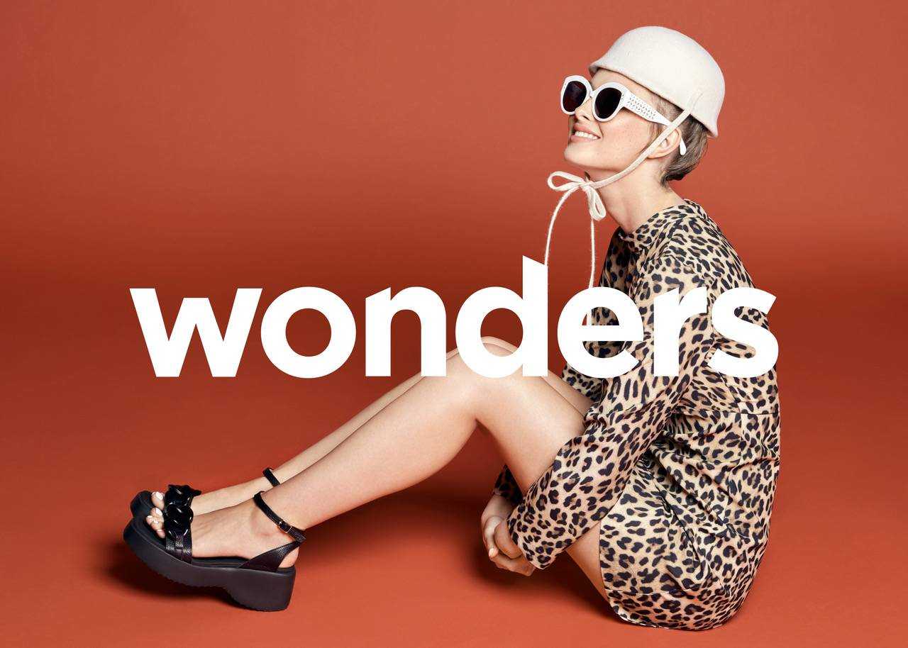 Επισκέψου και εσύ το site της Wonders Shoes (https://wonders.com/) και δώσε χρώμα, στυλ και άνεση στις καλοκαιρινές σου εμφανίσεις. 