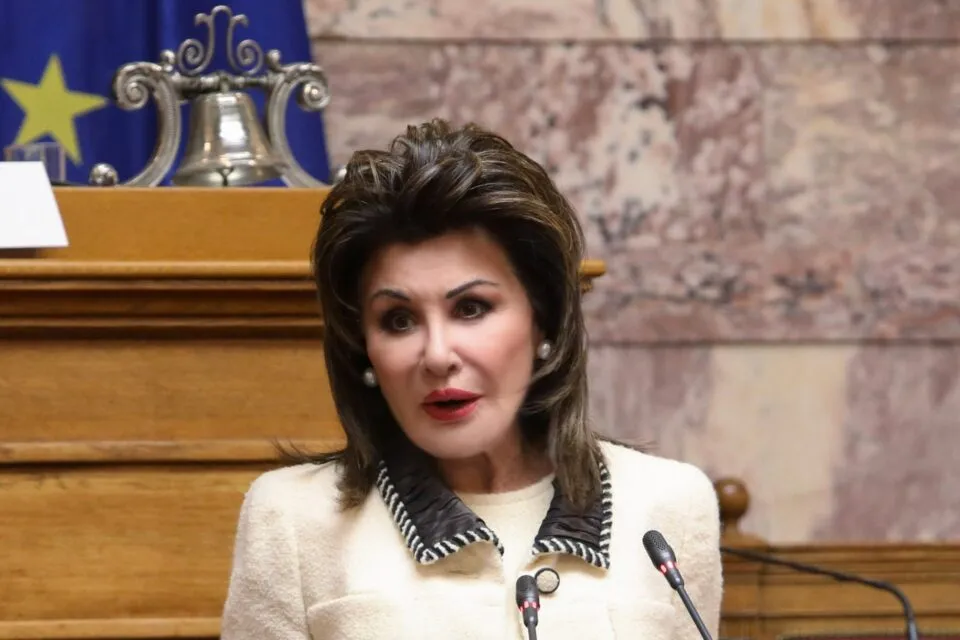 ΓΙΑΝΝΑ ΑΓΓΕΛΟΠΟΥΛΟΥ , ΒΟΥΛΗ