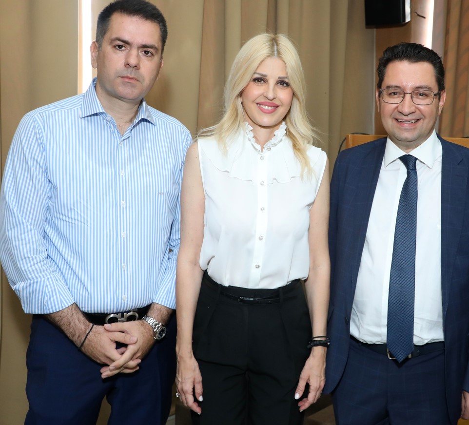 Νικόλας Σανιδάς ( Μanaging Director της Ηealth Solutions ) Έλενα Ράπτη ( Υφυπουργός Τουρισμού ) Αθανάσιος Ζεκεντές ( Δήμαρχος Λοκρών )