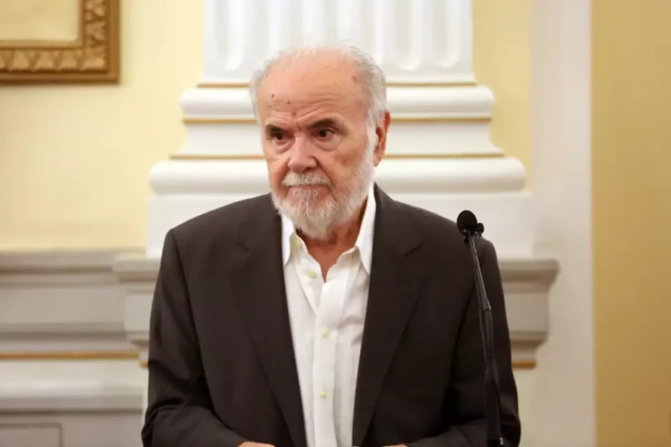Έφυγε από τη ζωή ο σπουδαίος ποιητής και στιχουργός Μιχάλης Γκανάς