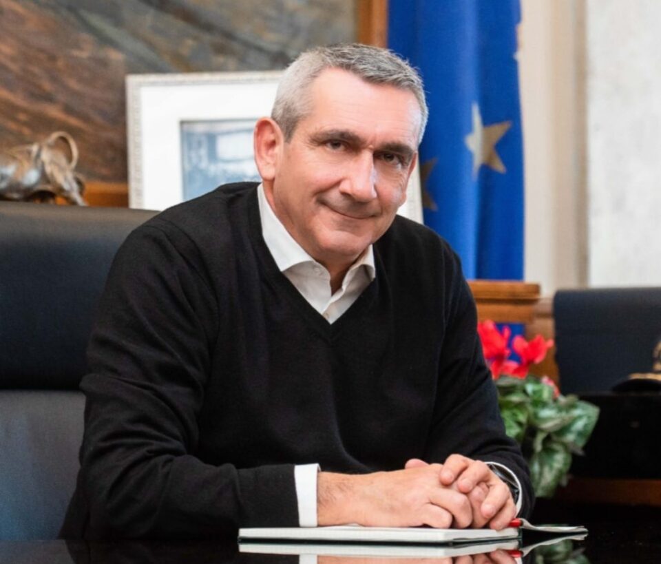 Χατζημάρκος: «Η χώρα έχει ανάγκη από ένα άλμα» – Τι είπε ο Περιφερειάρχης Νοτίου Αιγαίου