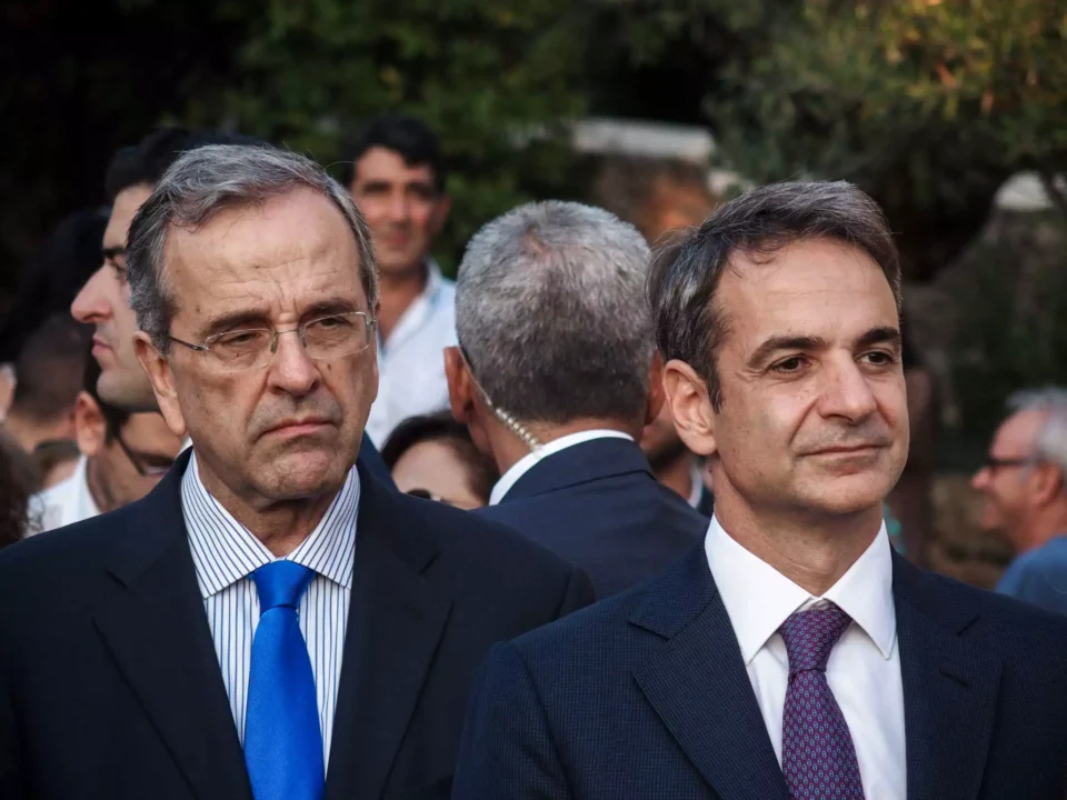 Ο Κυριάκος Μητσοτάκης διέγραψε τον Αντώνη Σαμαρά από τη ΝΔ