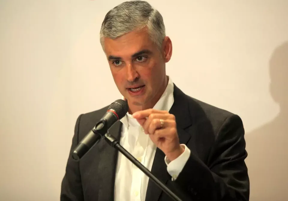 Άρης Σπηλιωτόπουλος: "Η ιστορία δεν διαγράφεται γιατί διαφορετικά γίνεται φάρσα"