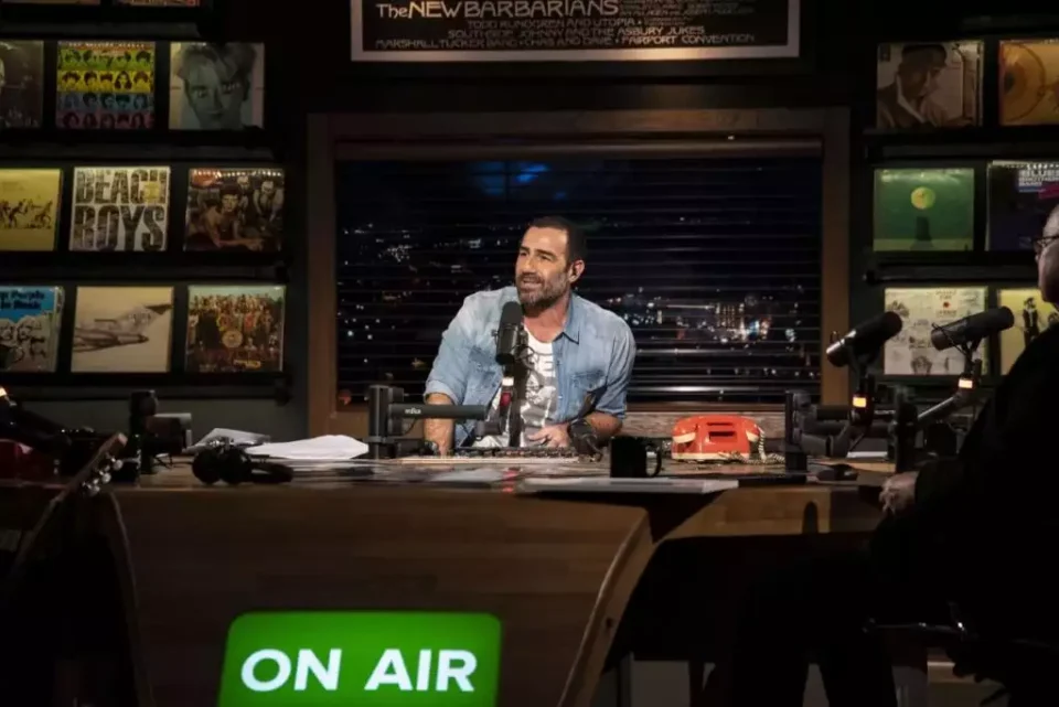 Βινύλιο: "Παγωμένη" η πρεμιέρα στο ΜΑΚΕΔΟΝΙΑ TV - Δείτε τα νούμερα τηλεθέασης