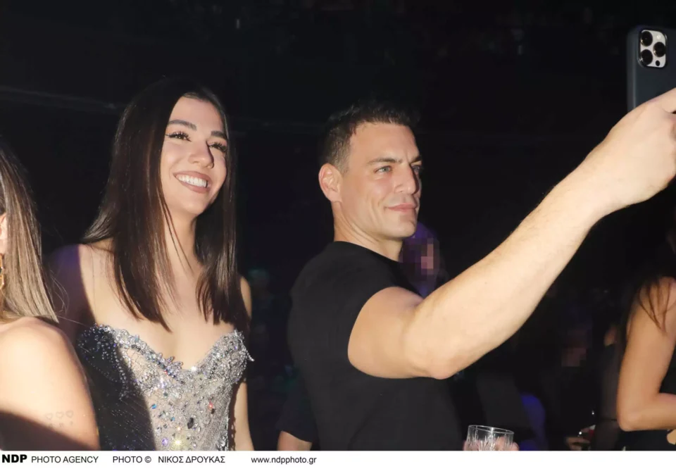 Μελίνα Νικολαΐδη και Δημήτρης Φιντιρίκος κέντρισαν τα βλέμματα σε νυχτερινή τους έξοδο