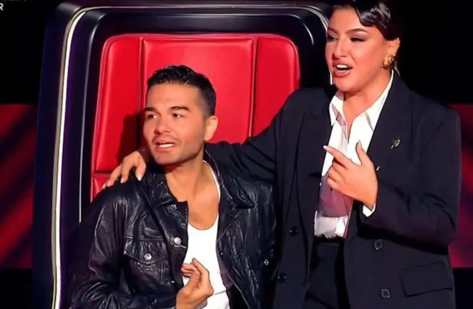 ΧΑΜΟΣ με την ατάκα της Παπαρίζου στο "The Voice": "Έκανα μεγάλο λάθος στη ζωή μου. Οι Μέλισσες έγραψαν αυτό το τραγούδι για εμένα"