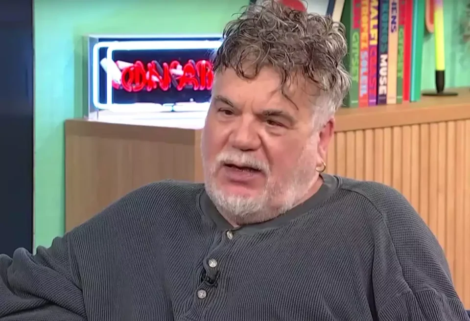 Γιάννης Κακλέας: "Προτιμώ να σκηνοθετήσω αισθησιακή ταινία παρά τον Μάρκο Σεφερλή"