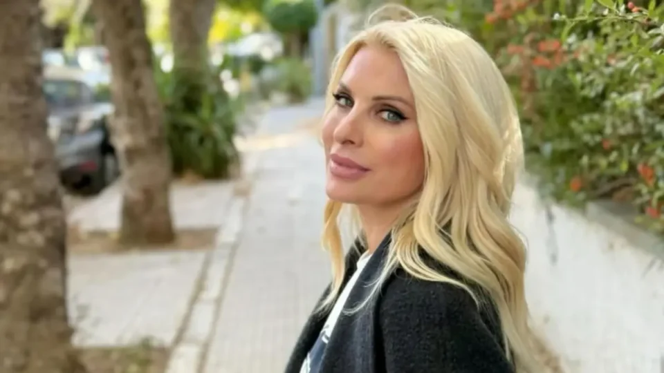 Απίστευτη επίθεση στο Instagram της Ελένης Μενεγάκη: Τα σχόλια για τη Βέφα Αλεξιάδου