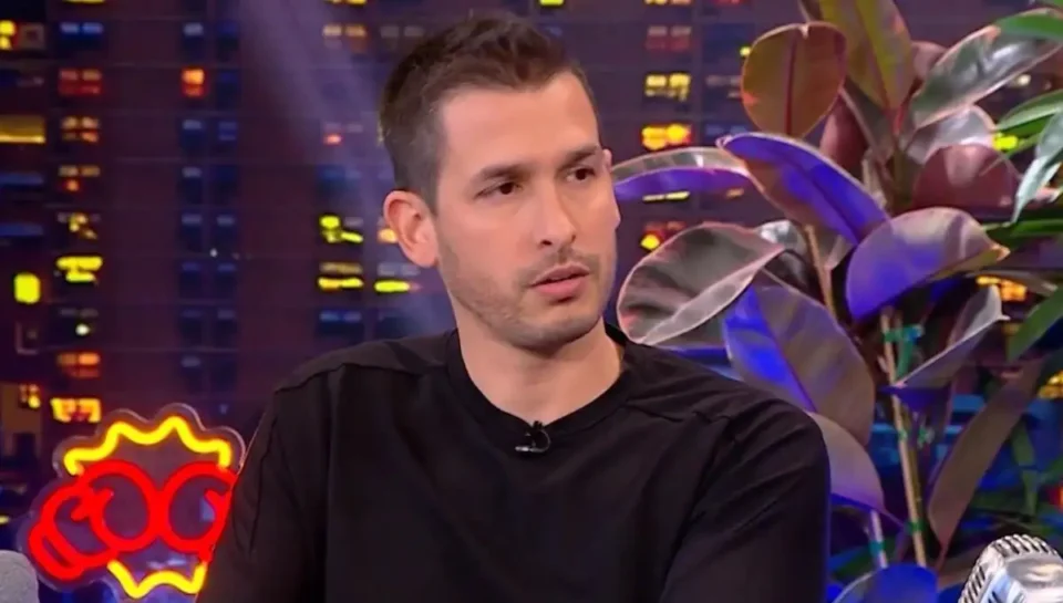 Άγγελος Πάτσης: Η ταυτότητα του δημιουργού του θρυλικού account "Plaka Exei"