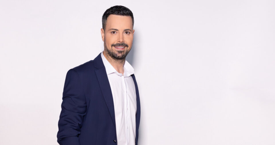 Στην κορυφή της τηλεθέασης οι «Υποθέσεις» με τον Πέτρο Κουσουλό τόσο στο σύνολο, όσο και στο δυναμικό κοινό