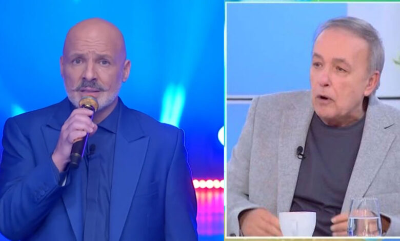 
«Ο Νίκος, μετά από μία απουσία ενός χρόνου, φεύγοντας από ένα "άνυδρο" μεσημέρι και πηγαίνοντας στο "εύφορο" βράδυ, έκανε ακριβώς την ίδια εκπομπή. Αυτό είναι κακό, κάκιστο», ανέφερε αρχικά ο Ανδρέας Μικρούτσικος, προσθέτοντας πως η βραδινή ζώνη προσφέρει περισσότερες δυνατότητες που δεν αξιοποιήθηκαν.

Στη συνέχεια, σχολίασε το γεγονός ότι η εκπομπή περιλάμβανε παρόμοια στοιχεία με την προηγούμενη, χωρίς ουσιαστική διαφοροποίηση. «Ίδια σάτιρα, ίδια καμώματα, τα ίδια ηχητικά εφέ. Αν έκλεινα τα μάτια, θα έλεγα ότι είμαι στον ΣΚΑΪ το μεσημέρι».

Αναφερόμενος στον Νίκο Κοκλώνη, υπογράμμισε: «Ο Νίκος Κοκλώνης ζει για το prestige. Εδώ εγώ έκανα κριτική υπέρ του και θεωρήθηκε πολεμική, με αποτέλεσμα να δέχομαι επιθέσεις. Φαντάσου να έλεγα κάτι διαφορετικό. Το μόνο που με ενδιαφέρει είναι αν υπάρχει κοινό που παρακολουθεί όλο αυτό», κατέληξε με νόημα ο Ανδρέας Μικρούτσικος.