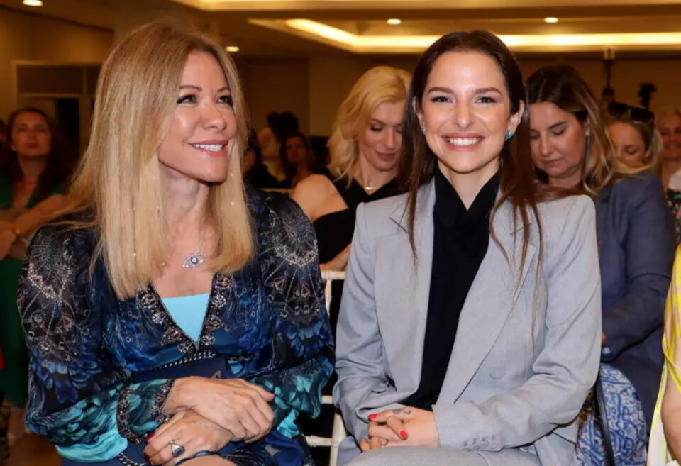 Εριέττα Κούρκουλου: "Η μητέρα μου δεν επιχείρησε ποτέ να μας λογοκρίνει ούτε να επηρεάσει τα όνειρά μας"