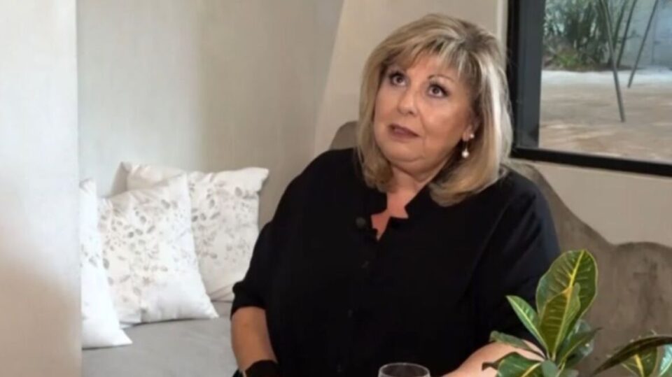 Λένα Μαντά: "Είναι πολύ δύσκολο για μένα γιατί ποτέ δεν έζησα χωρίς εκείνον" - Η εξομολόγηση για το σύζυγό της