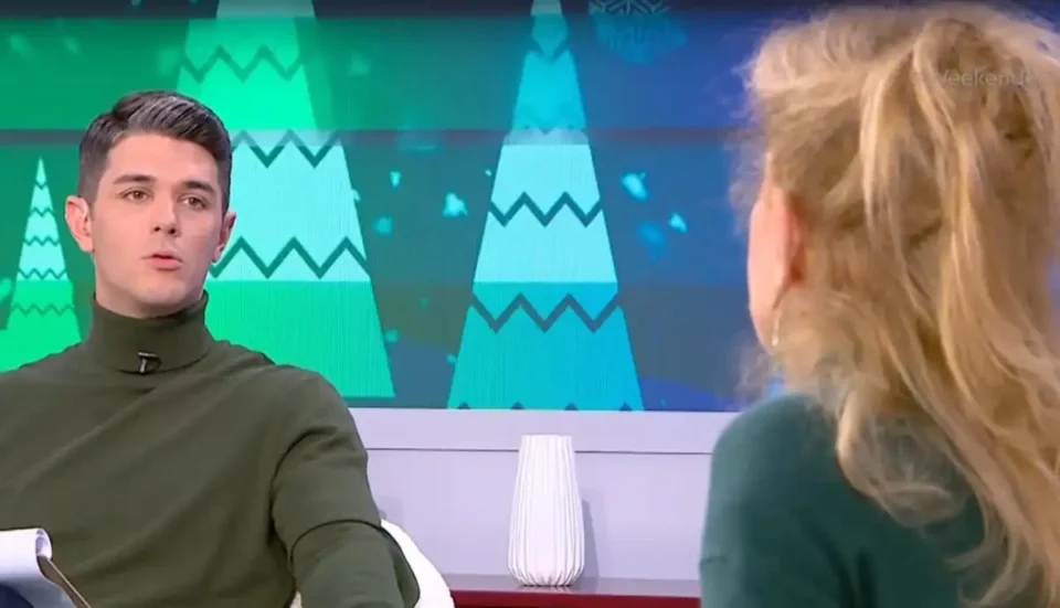 Δημήτρης Πανόπουλος σε Πέμη Ζούνη: "Είστε μία γυναίκα που μεγαλώνετε κι ομορφαίνετε"