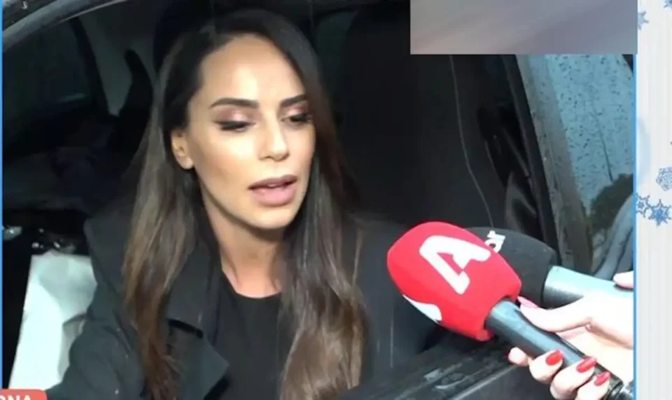 Θύμα κλοπής η Μαρία Αντωνά: Πήραν μεγάλο χρηματικό ποσό από την τσάντα της