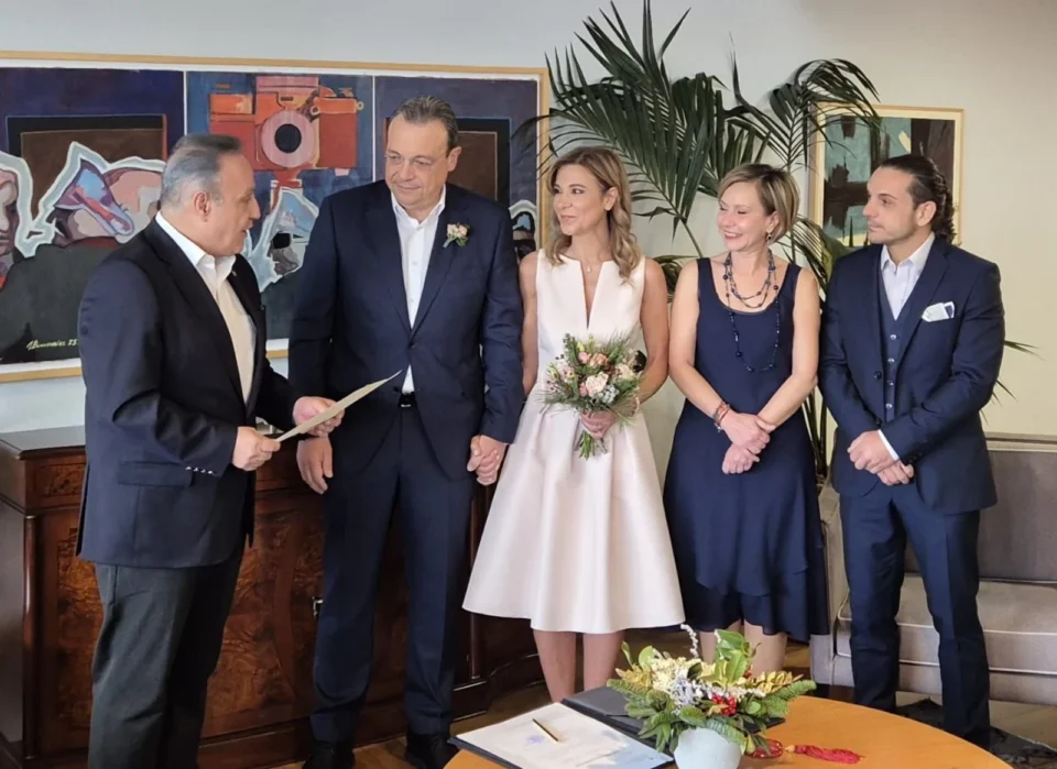 Σωκράτης Φάμελλος: Το φωτογραφικό album του γάμου του