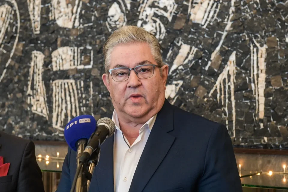 Δημήτρης Κουτσούμπας: Αυτές οι μέρες δεν πρέπει να βρουν κανέναν μόνο του