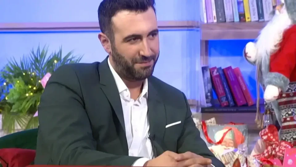 Γιάννης Κρητικός: "Είμαι από την Κρήτη και το επίθετο μου είναι Τζαγκαράκης"