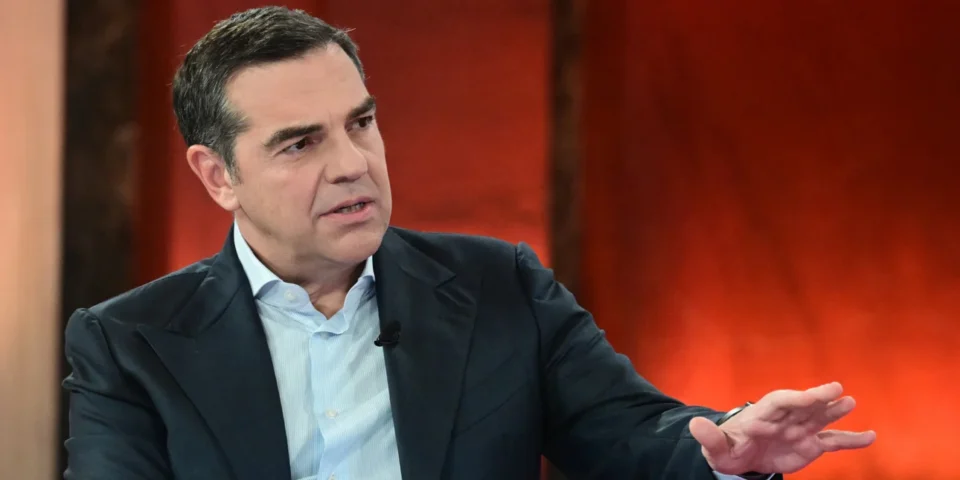 Αλέξης Τσίπρας: Το δημοψήφισμα ήταν Plan B -Το βιβλίο της Μέρκελ δεν την καθαγιάζει αλλά περιγράφει γεγονότα
