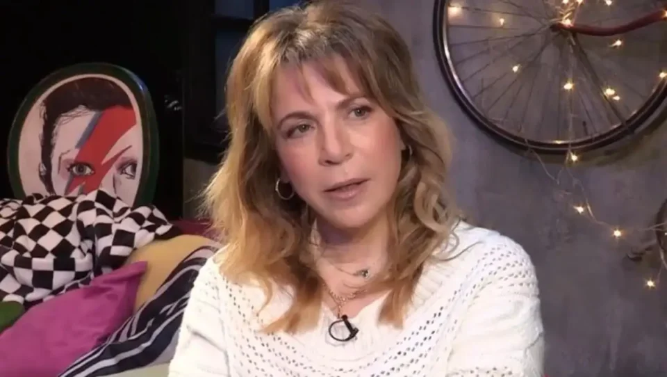 Δήμητρα Παπαδοπούλου: "Όσο ανακαλύπτουμε εμάς ανακαλύπτουμε και τους άλλους και πάντα οι σχέσεις μάς απασχολούν"