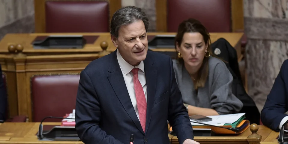 Σκυλακάκης: Έρχονται κατεδαφίσεις αυθαιρέτων και ελέγχους στις Πολεοδομίες