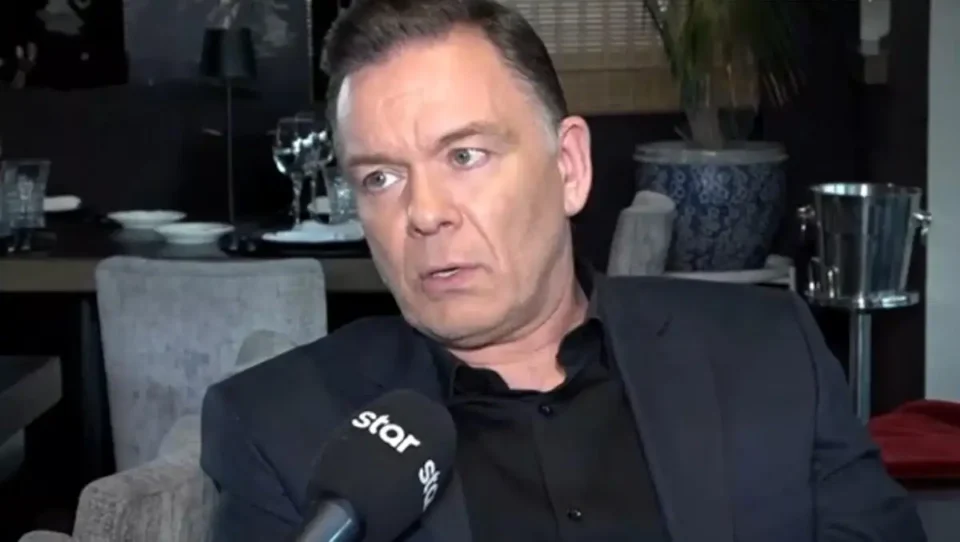Ο Σπύρος Λάμπρου αποκαλύπτει: "Μόλις κλείσει η κάμερα θα σου πουν χίλια δυο άλλα που δεν έχουν καμία σχέση"