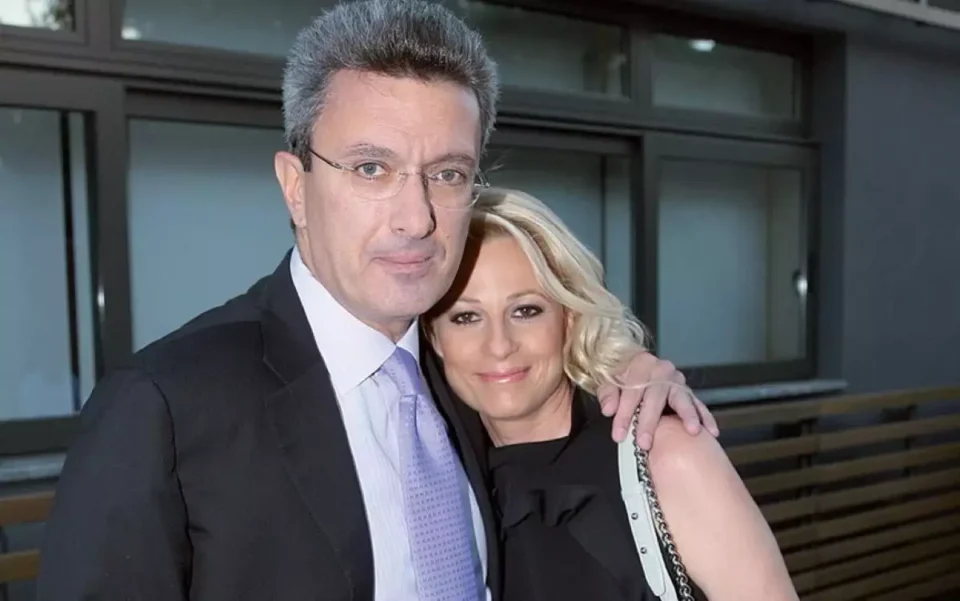 Πιο χαλαρός από ποτέ ο Νίκος Χατζηνικολάου: Οι απίστευτες φωτογραφίες με την οικογένειά του