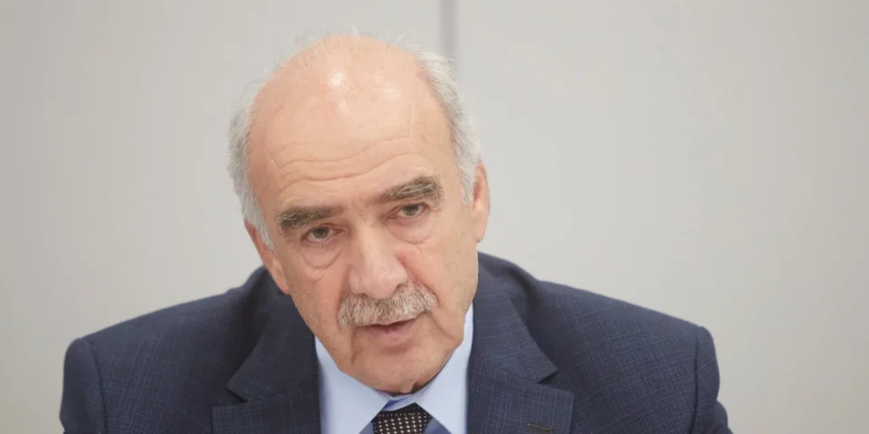 Βαρύ πένθος για τον Βαγγέλη ΜεϊμαράκηQ Έχασε τη λατρεμένη του αδελφή
