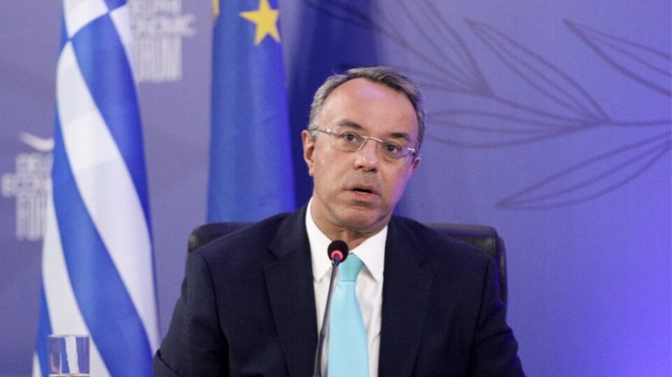 Χρήστος Σταϊκούρας: Συνεχίζεται ο εκσυγχρονισμός του στόλου των αστικών λεωφορείων