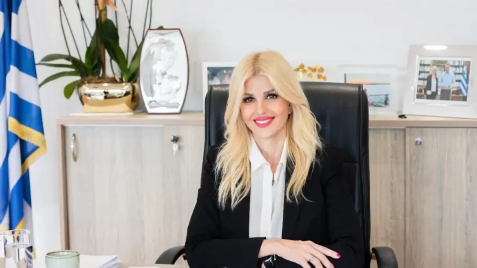 Έλενα Ράπτη: "Ενθαρρυντικά είναι και τα μηνύματα που λαμβάνουμε για το 2025 για τον τουρισμό"