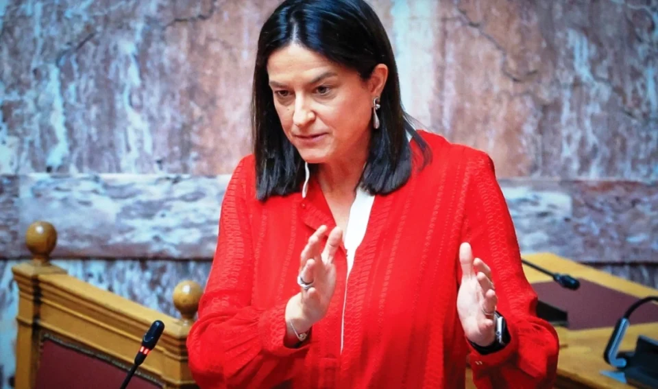 Νίκη Κεραμέως: Στόχος το 2027 να ξεπεραστεί ο στόχος των 1.500 ευρώ στον μέσο μισθό
