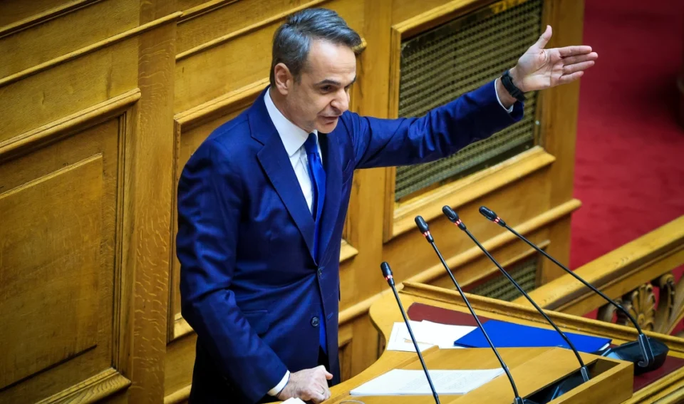 Ολομέτωπη επίθεση θέλησε να εξαπολύσει σε βάρος του Νίκου Ανδρουλάκη ο Κυριάκος Μητσοτάκης από το βήμα της Βουλής