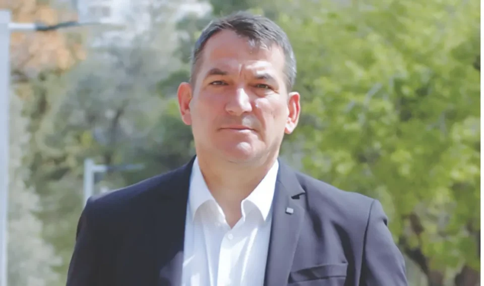 Πύρρος Δήμας: Λύγισε για τον Αρχιεπίσκοπο Αναστάσιο - "Ήταν δικός μας άνθρωπος"