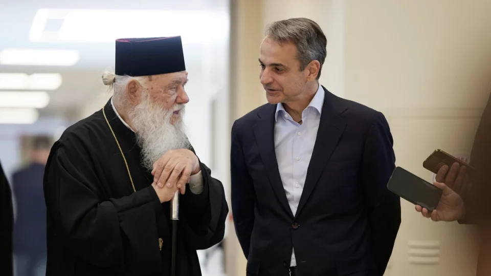 Το μεσημέρι η συνάντηση Μητσοτάκη - Ιερώνυμου: Τι θα συζητήσουν στο Μέγαρο Μαξίμου