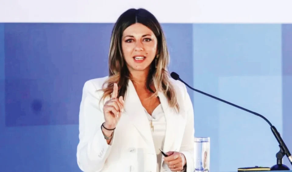 Σοφία Ζαχαράκη: Διπλασιάζουμε στα 20 εκατ. ευρώ το πρόγραμμα "Στέγαση και Εργασία για τους αστέγους"