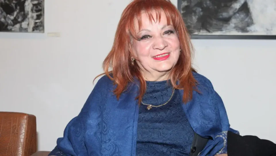 Η Μαίρη Ραζή για την τηλεόραση και τους ρόλους των ηθοποιών: "Βλέπουμε 40αρες και 50αρες να κάνουν τις μανάδες 30αρηδων"