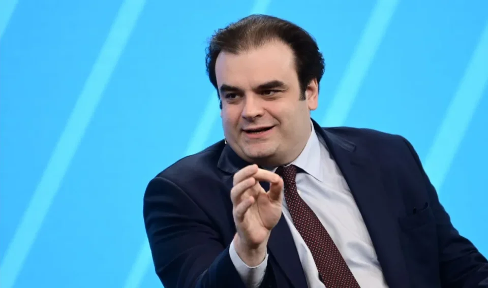 Κυριάκος Πιερρακάκης: Πάνω από 870 αναφορές για ενδοσχολική βία στο µικροσκόπιο