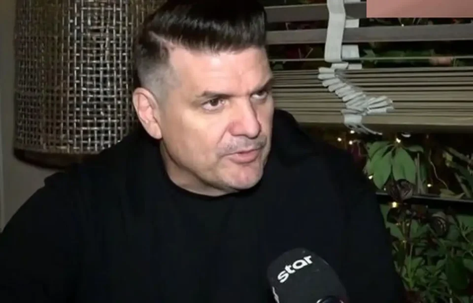 Γιάννης Καψάλης: "Δεν ζηλεύει αλλά όπου κι αν πάω είναι μαζί μου"