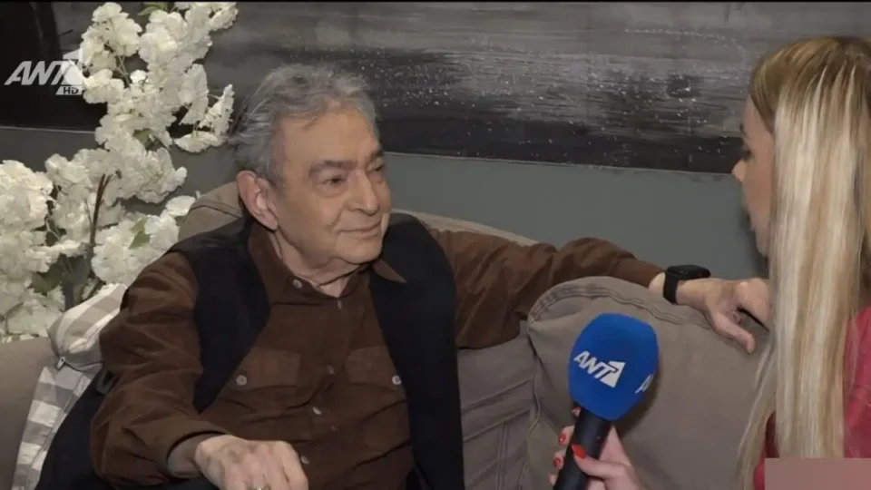 Τέρης Χρυσός: "Έτυχε να μοιάζουμε λίγο φυσιογνωμικά με τον κύριο Πρωθυπουργό, όπως μοιάζει ο μπακάλης της γειτονιάς μου με κάποιον ηθοποιό"