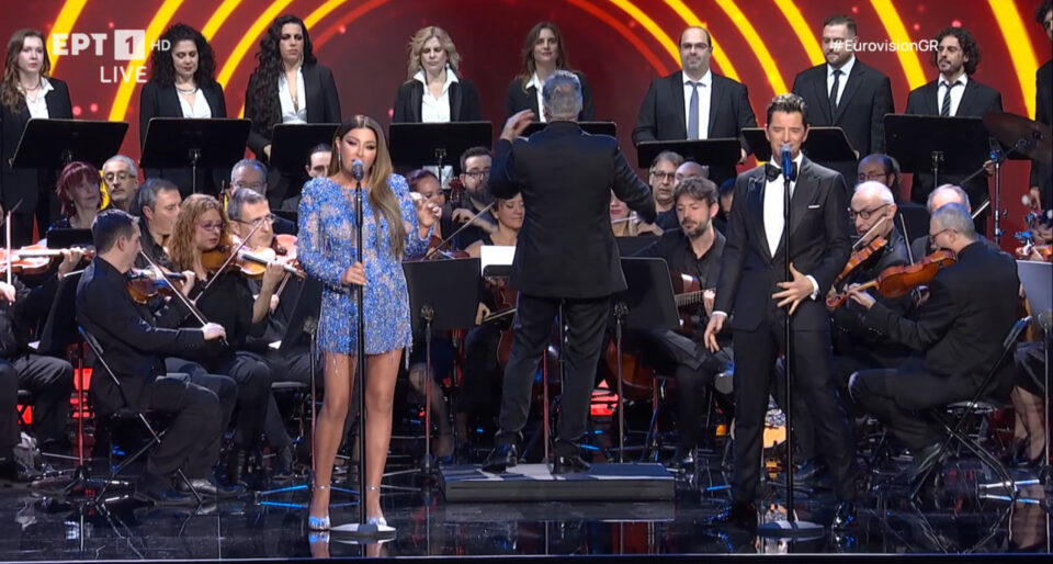 Eurovision 2025: Ρουβάς και Παπαρίζου "τα έδωσαν όλα" στην έναρξη του εθνικού τελικού