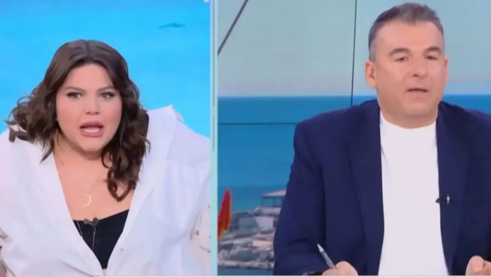 Έξω φρενών η Δανάη Μπάρκα με τίτλο που την ήθελε έγκυο
