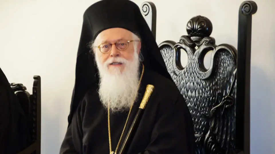 Αρχιεπίσκοπος Αναστάσιος: "Κρίσιμες οι επόμενες 48 ώρες" αναφέρει το νέο ιατρικό ανακοινωθέν