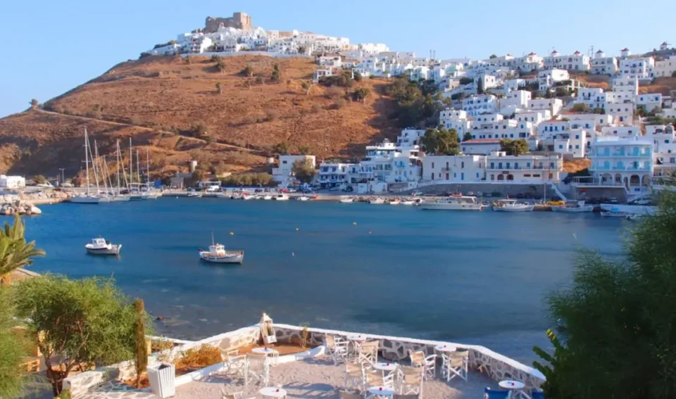 Η Αστυπάλαια κορυφαίο ελληνικό νησί για ποιοτικές αποδράσεις το 2025​​​​​​​​​​​