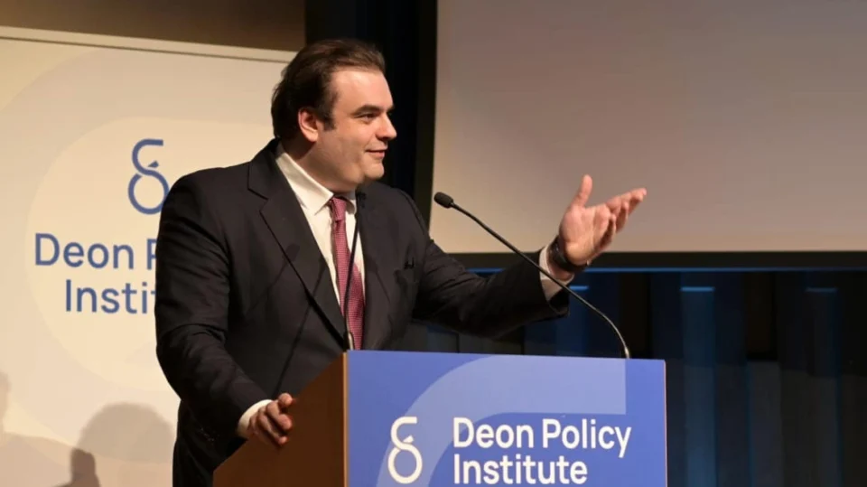 Σε τροχιά "brain gain" το Υπουργείο Παιδείας - Πιερρακάκης: "Οι 6 στους 10 Ακαδημαϊκοί της διασποράς επιθυμούν να επιστρέψουν και να διδάξουν στην Ελλάδα"