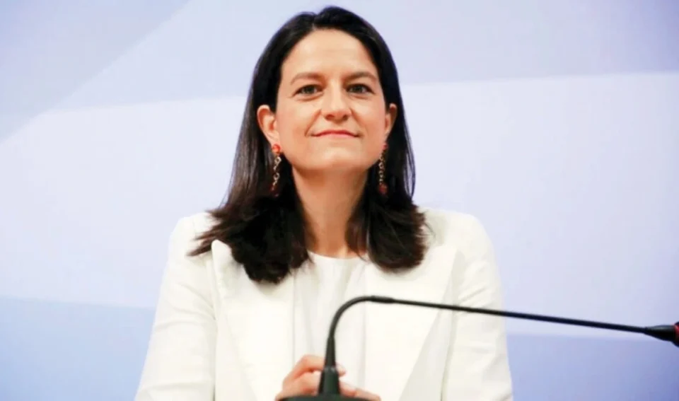 Νίκη Κεραμέως: Στα 1.342 ευρώ ο μέσος μισθός το 2024 - Προτεραιότητα της κυβέρνησης η αύξηση του εισοδήματος των πολιτών