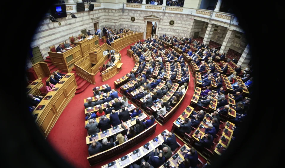 Πρόεδρος της Δημοκρατίας: Ούτε η τρίτη ψηφοφορία έβγαλε "λευκό καπνό" - Ο Κώστας Τασούλας έλαβε 160 ψήφους