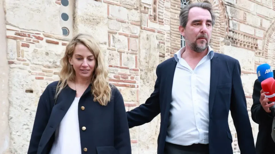 Όλα έτοιμα για τον πριγκιπικό γάμο: Νικόλαος Ντε Γκρες και Χρυσή Βαρδινογιάννη ζουν μια από τις πιο ξεχωριστές μέρες της ζωής και της σχέσης τους