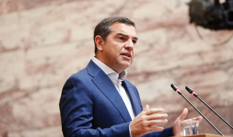 Νέα "βέλη" Τσίπρα κατά Μητσοτάκη για τα Τέμπη: Συνειδητά ψέματα για να παραπλανηθεί η κοινή γνώμη