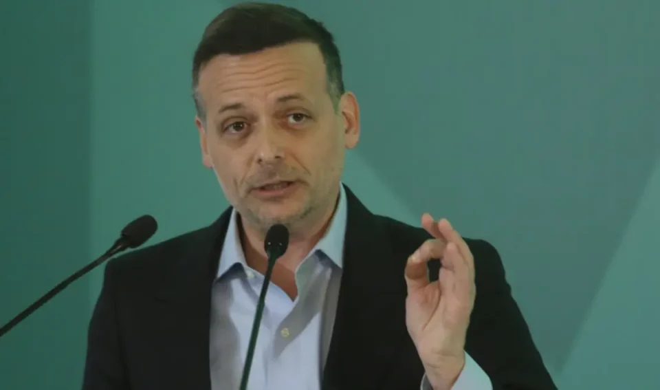 Αιχμές Δούκα κατά Ανδρουλάκη: ''Αν η κυβέρνηση αποδέχεται με ευκολία τις προτάσεις του ΠΑΣΟΚ αυτό σημαίνει πως το κόμμα δεν έχει εναλλακτική πρόταση''