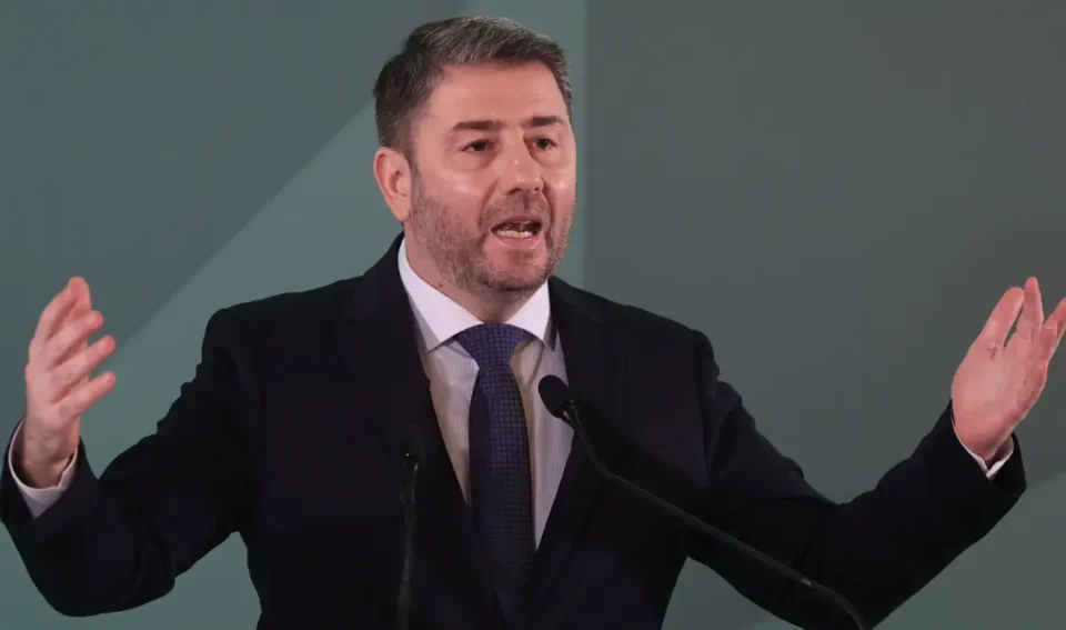 Νίκος Ανδρουλάκης στην Κεντρική Επιτροπή ΠΑΣΟΚ: ''Δεν είναι παραπλανημένος Πρωθυπουργός, είναι ενορχηστρωτής''